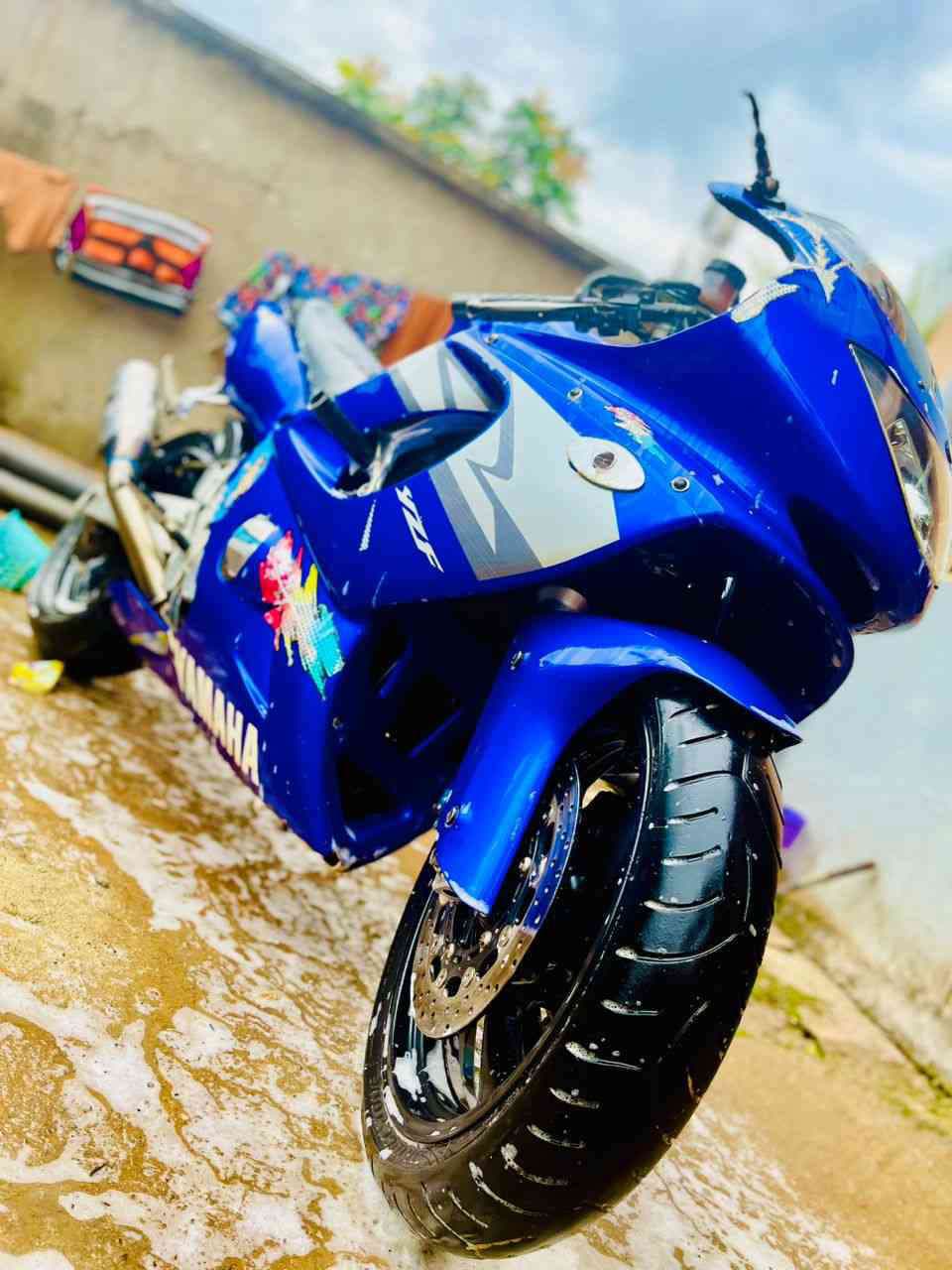 YAMAHA YZF 600R 